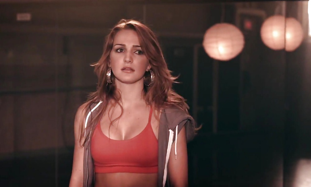 Victoria D #40219942