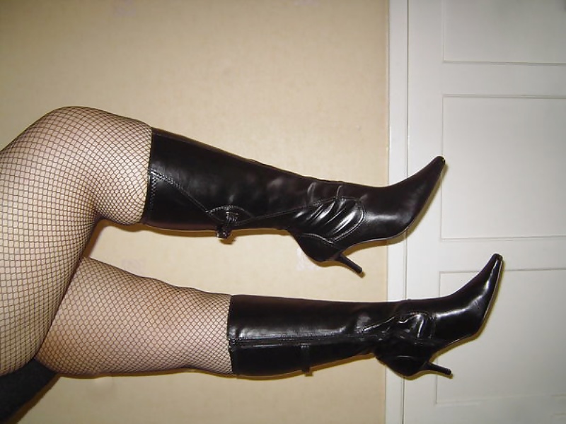 Milfs In Lederkleidung #27663495