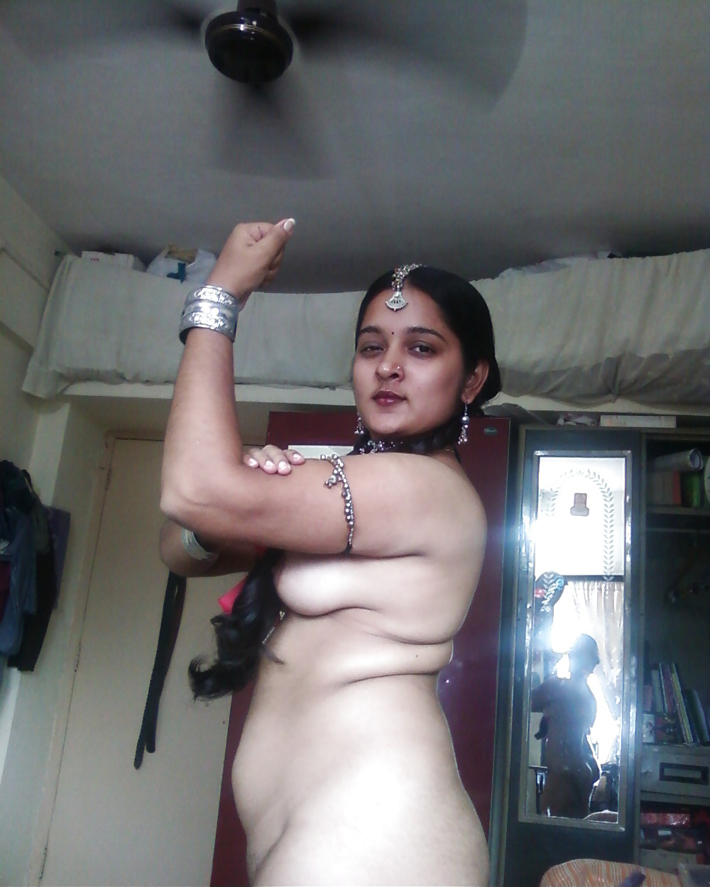INDIAN HOT GIRLS-MANGLA BHABHI #25109671