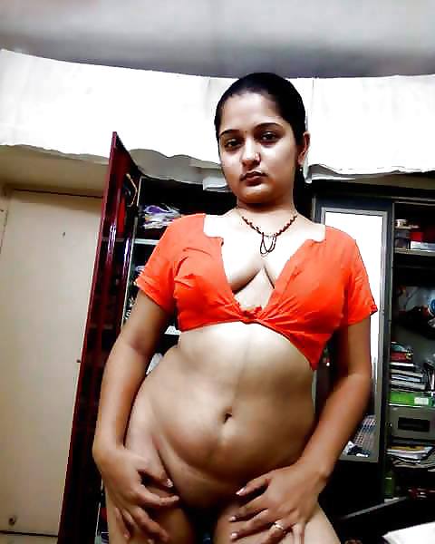 INDIAN HOT GIRLS-MANGLA BHABHI #25111294