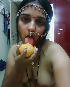 INDIAN HOT GIRLS-MANGLA BHABHI #25111364