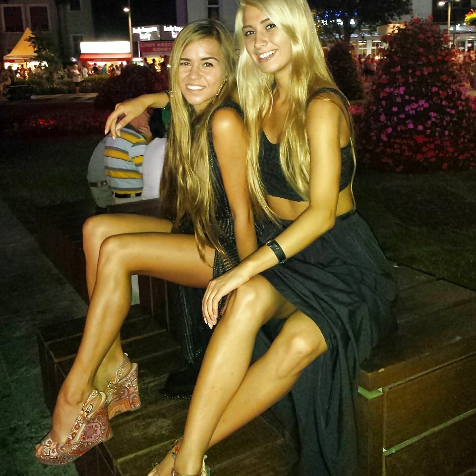 Wunderschöne Frauen Vol 82 #28895946