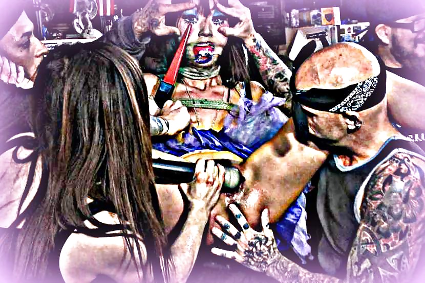 Putas jodidas
 #32517319