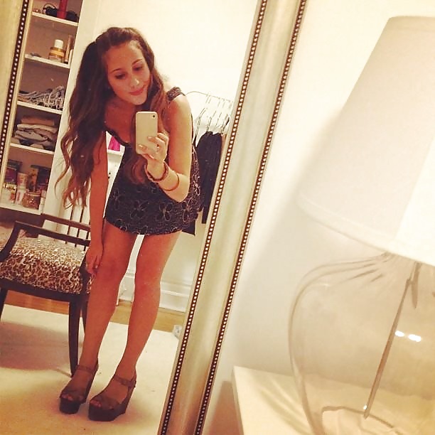 Alexa Nikolas vs. Zoe Belkin #35741263