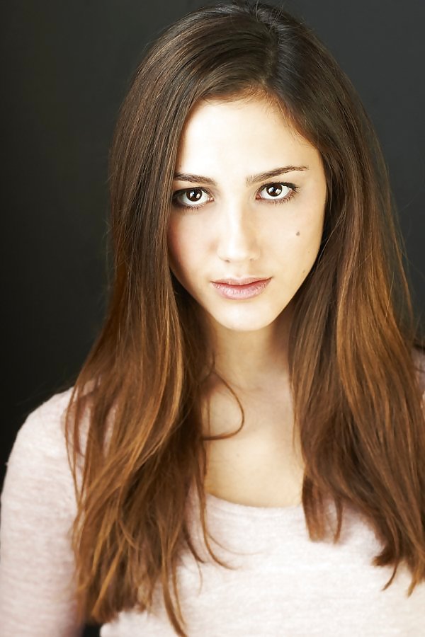 Alexa Nikolas vs. Zoe Belkin #35741270