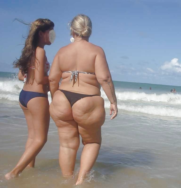 BIG Round & FAT Asses Outdoors! #1 #37616243