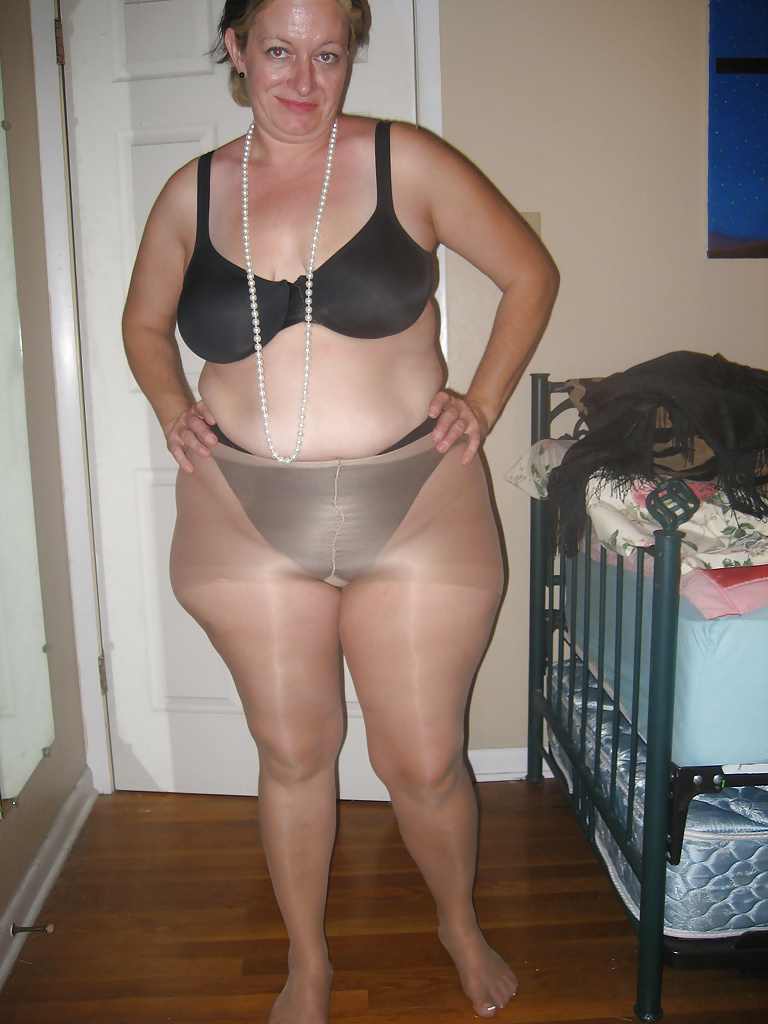 Pantyhose Real Women BBW #29762028