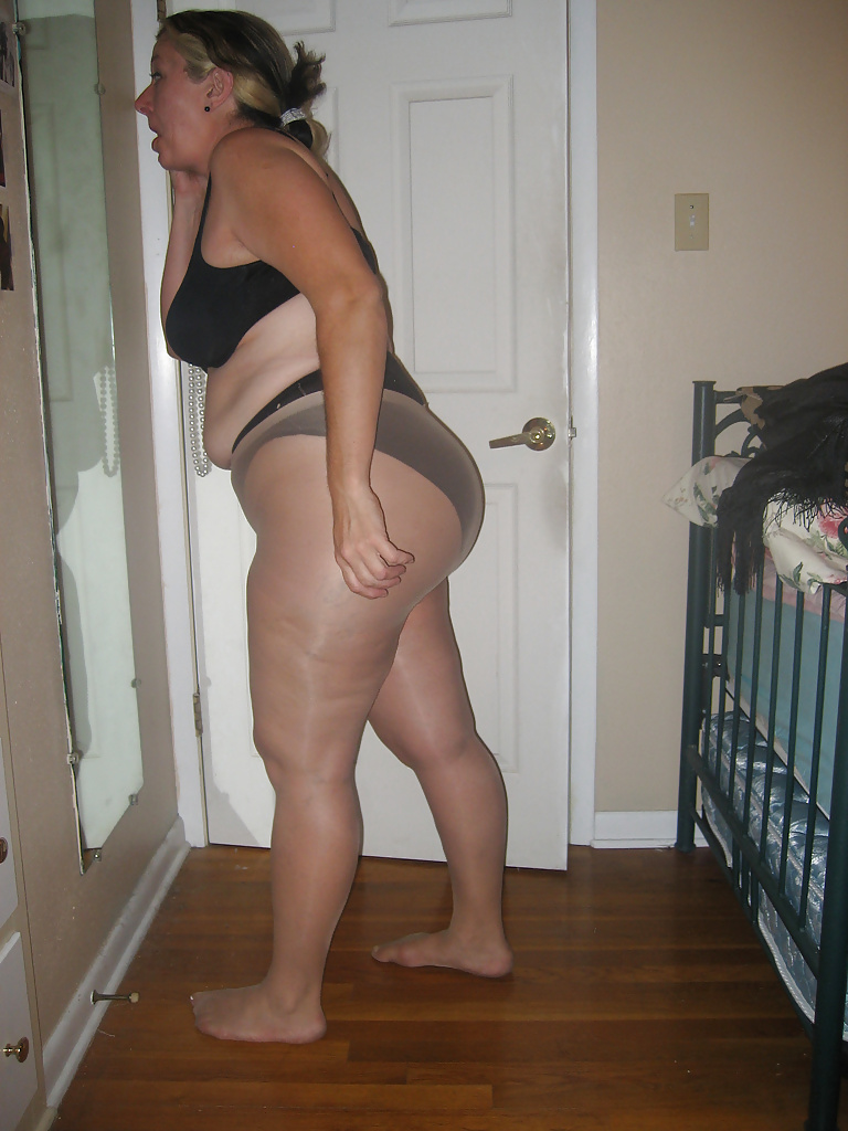 Pantyhose Real Women BBW #29762042