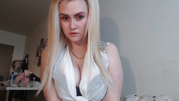 オトニ 
 #30368795