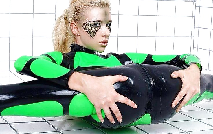 Green Latex #31979823