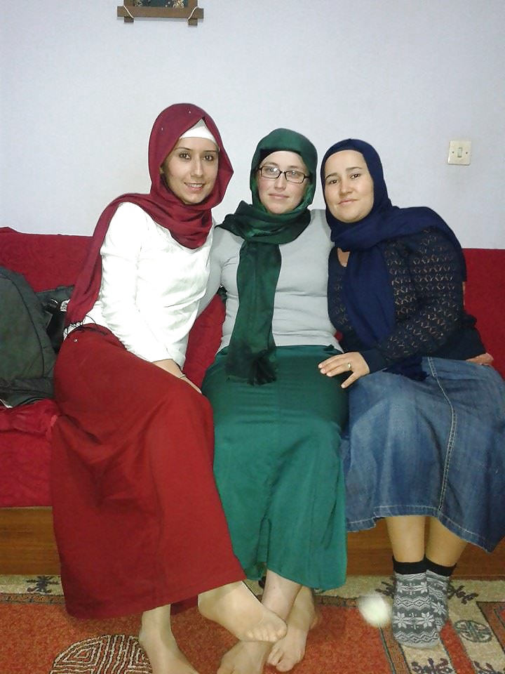 Die Schnittstelle Turbanli Türkisch Hijab Indische Sitzen #30123471