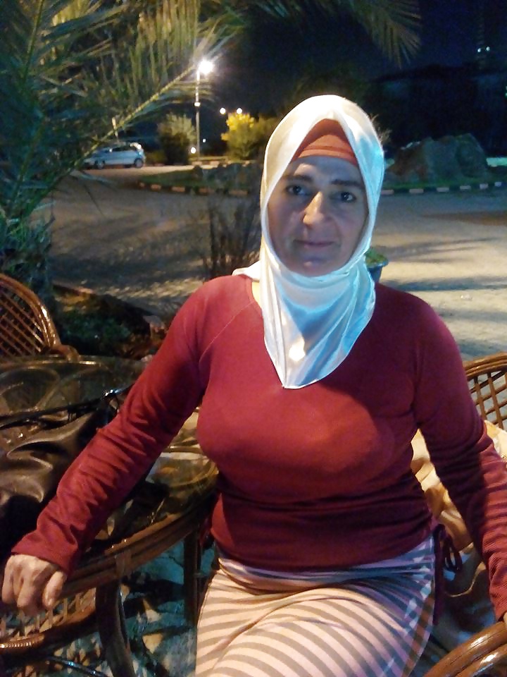 Die Schnittstelle Turbanli Türkisch Hijab Indische Sitzen #30123920