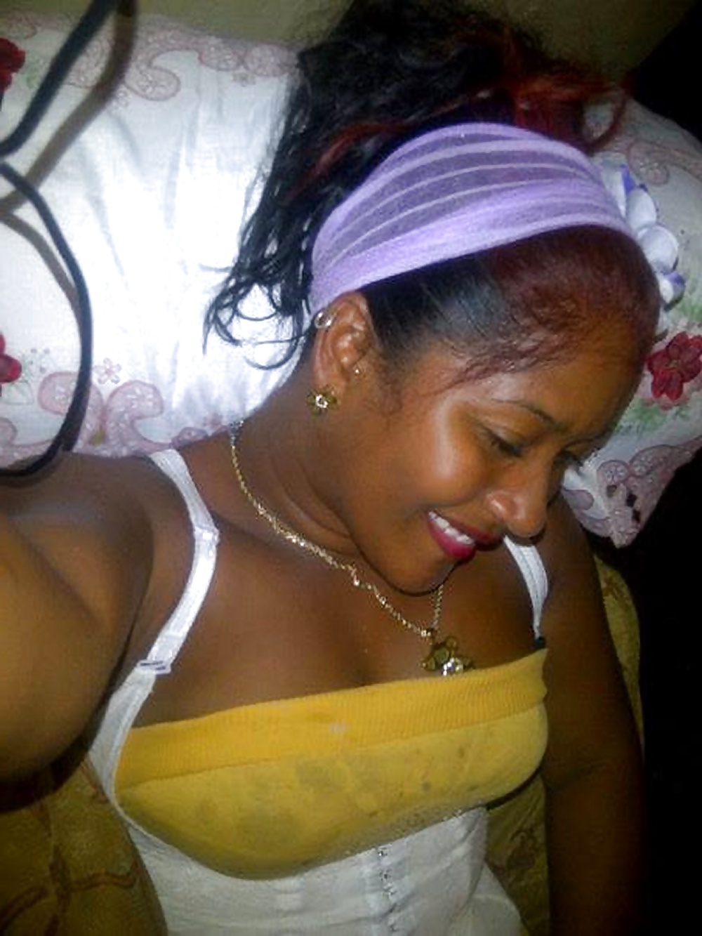 Una chica dominicana llamada elizabeth s.
 #31824293