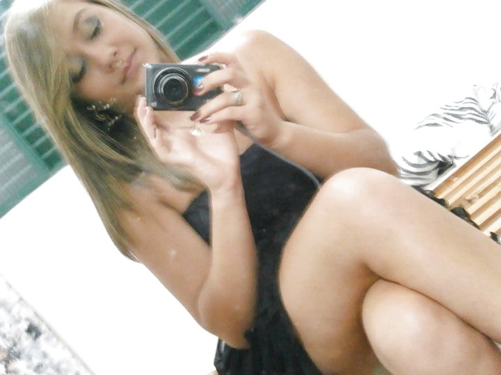 Fernanda mendonca - brazilian blonde teen delicious.
 #32421511