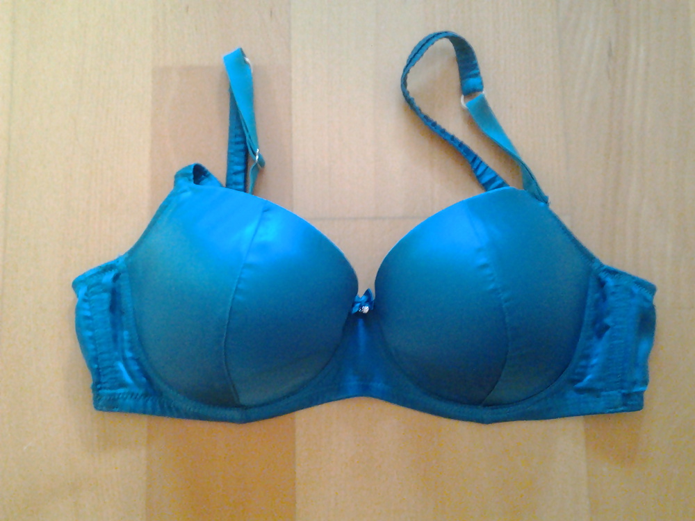 Nuovo reggiseno e corpo
 #28045201