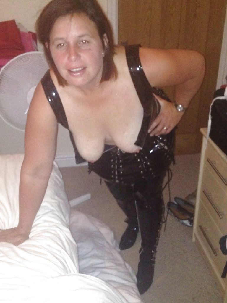 Uk slut wife angie c
 #37678431