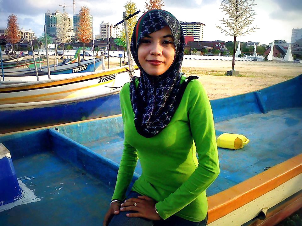 Tudung 5
 #28653307
