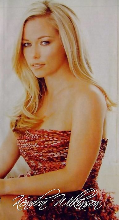 BIGflip Splatters Kendra Wilkinson #39497615