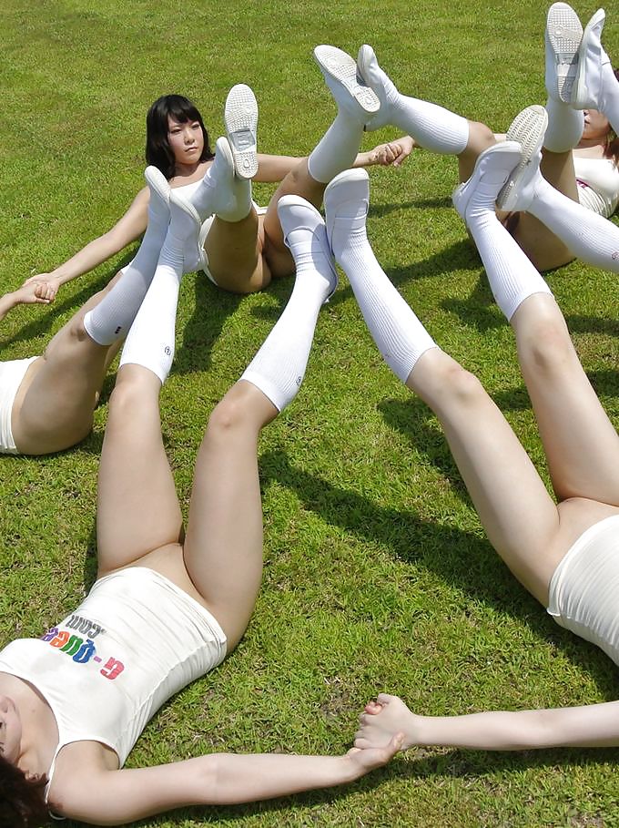 Nackte Mädchen Gruppen 016 - Japanisches Sommerlager #36497068