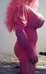 ピンクの巨乳で女装
 #34277105