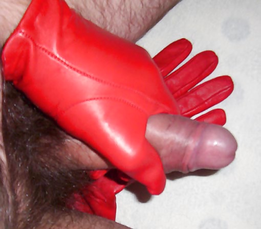 Nice leather handbag fucked with gloves #31533480