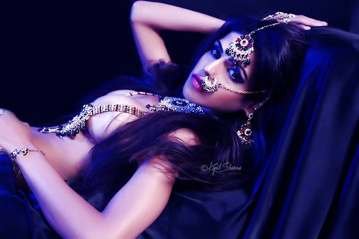 Desi auntys
 #33620380