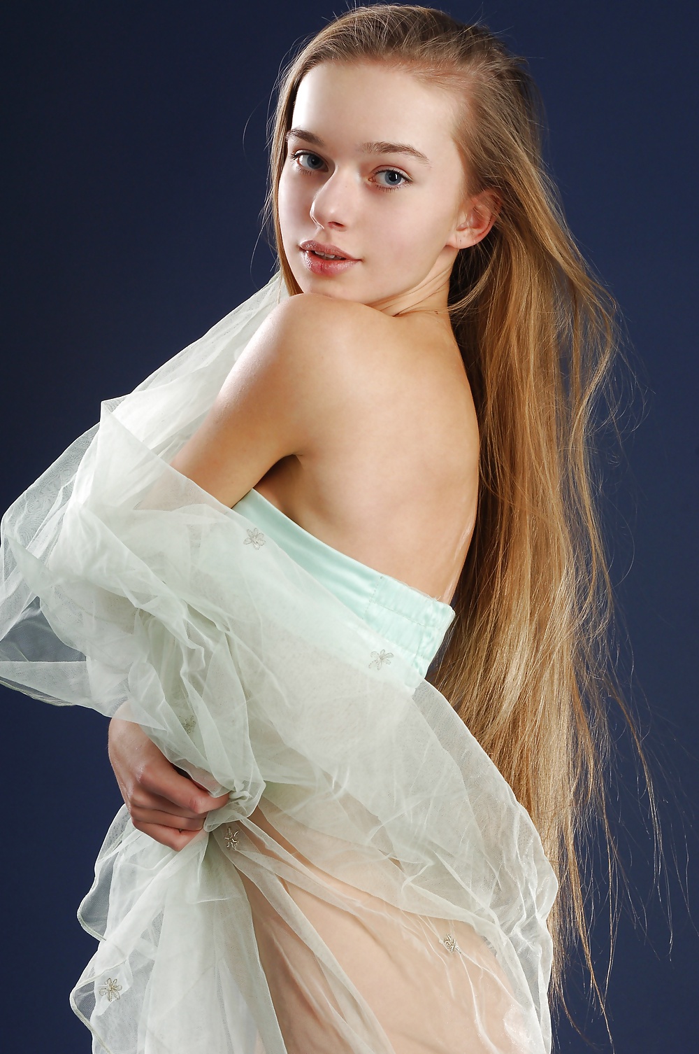 Milena d - alirand
 #29908752