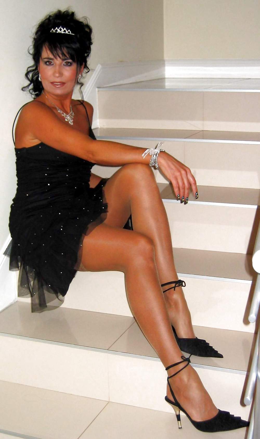 Vere e proprie milf sexy e mature...(2)
 #37982500