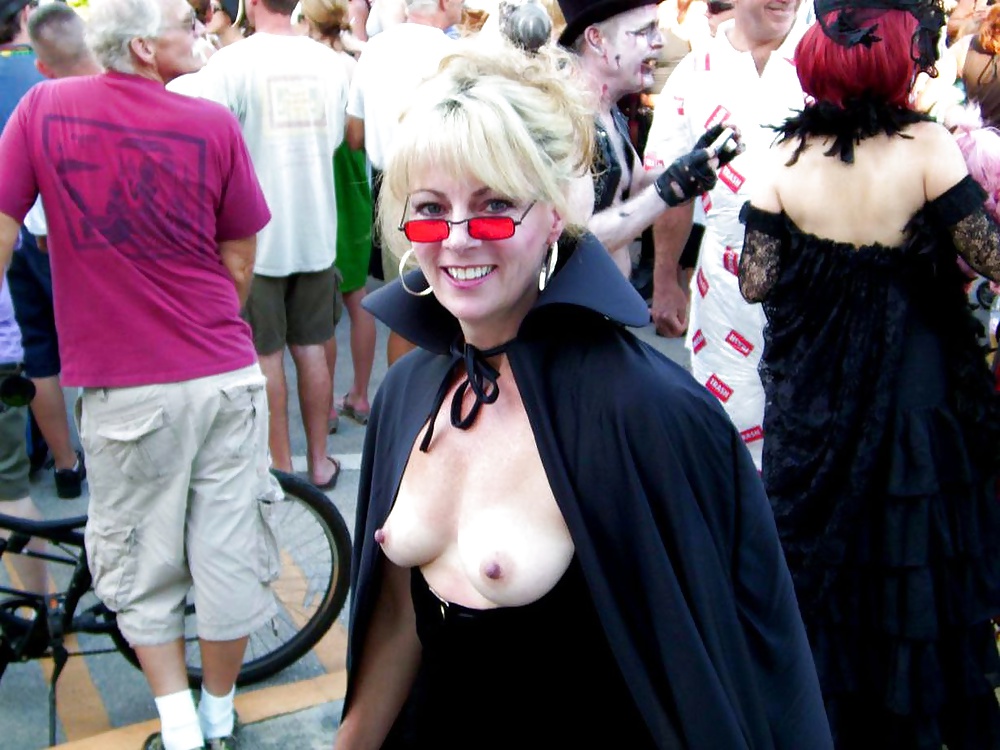 Ihre Mutter Setzt Die Mmmmm In MILF #29867029