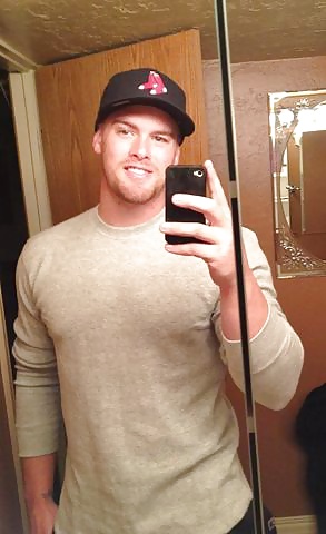 Travis Hutchens #39962611