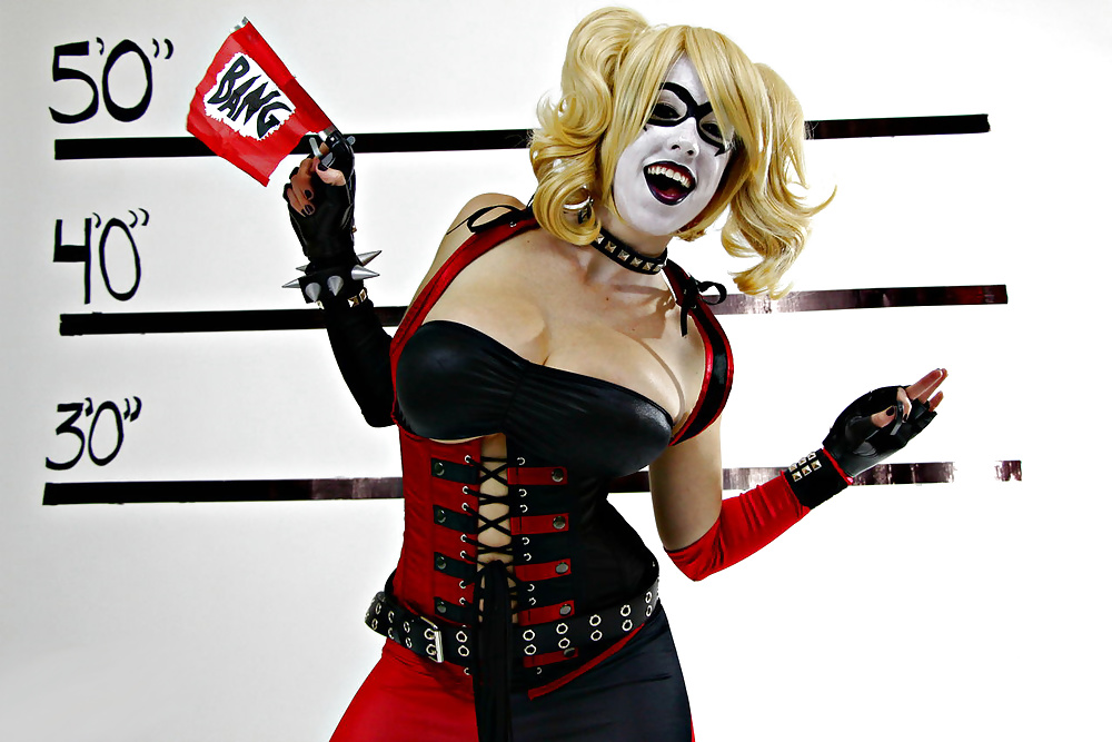 Big-titty Harley Quinn Cosplay #30173792