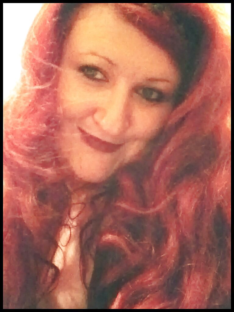 Lollywould
 #25536429