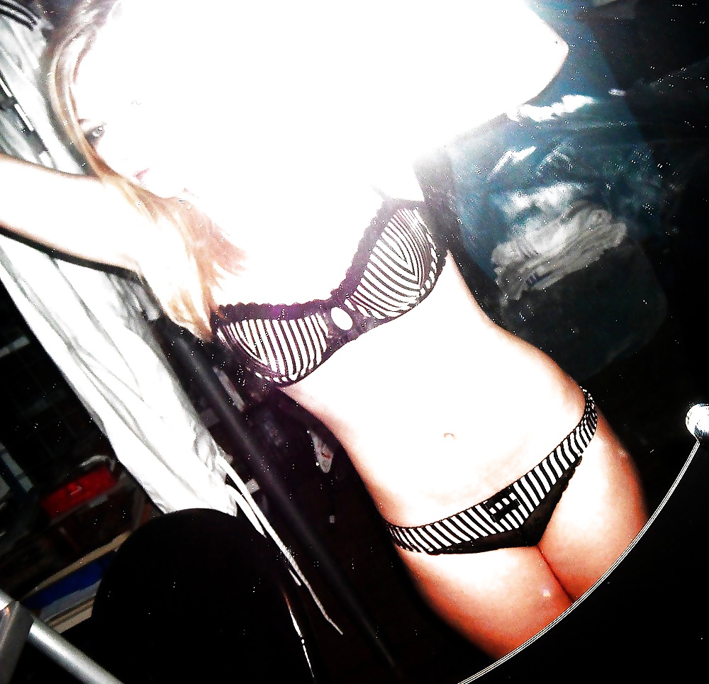 Selfie gallery 1 #32666350