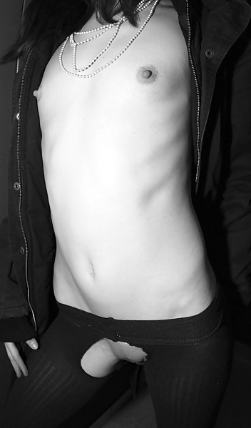 Junge Winzigen Jugendlich #23201107