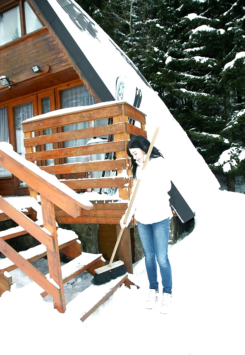 Teenie 514
 #24722507