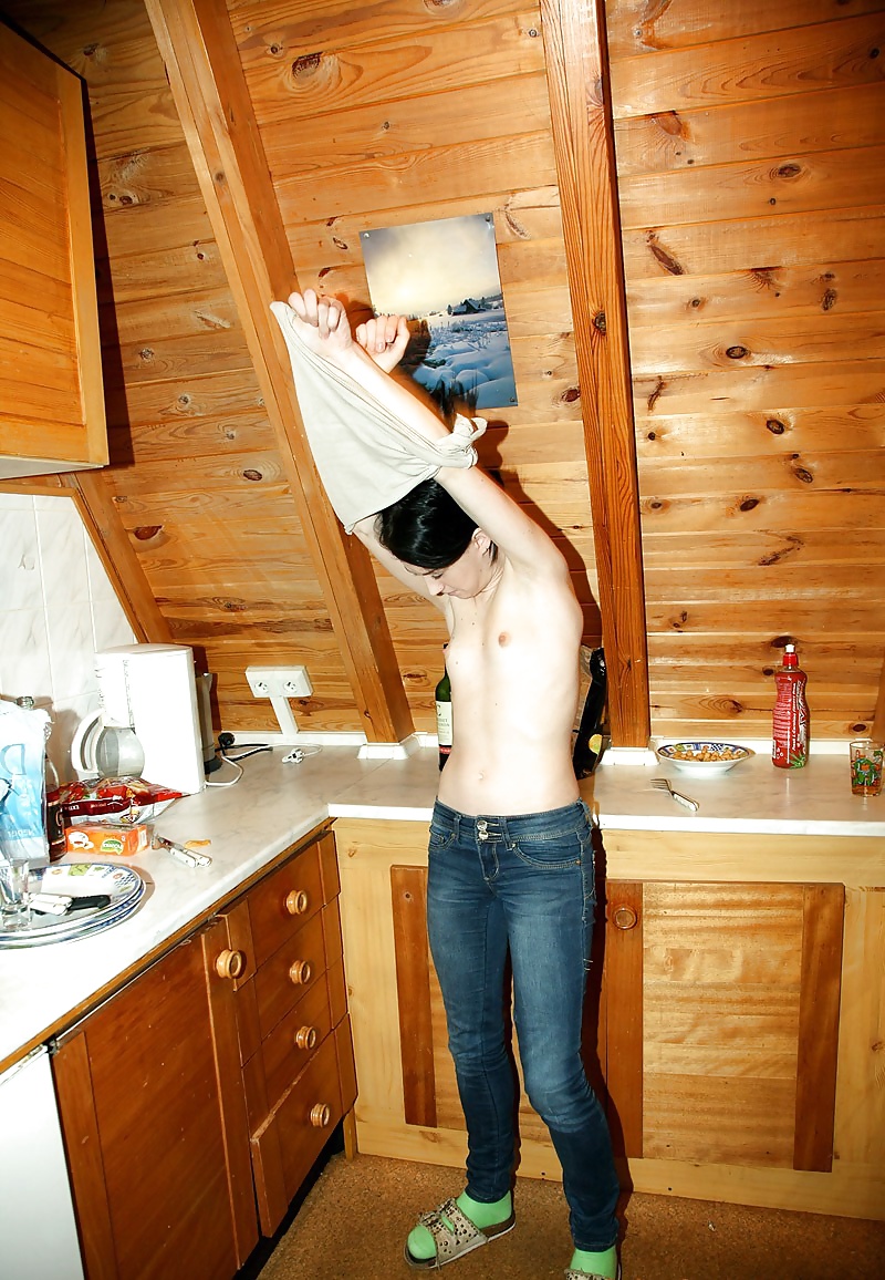 Teenie 514
 #24722543