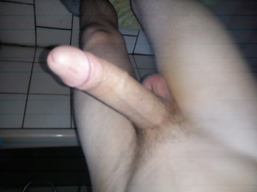 Pene
 #34945120