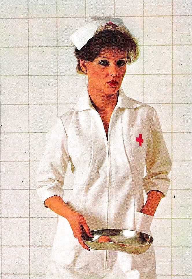 Vintage nurses #22965021