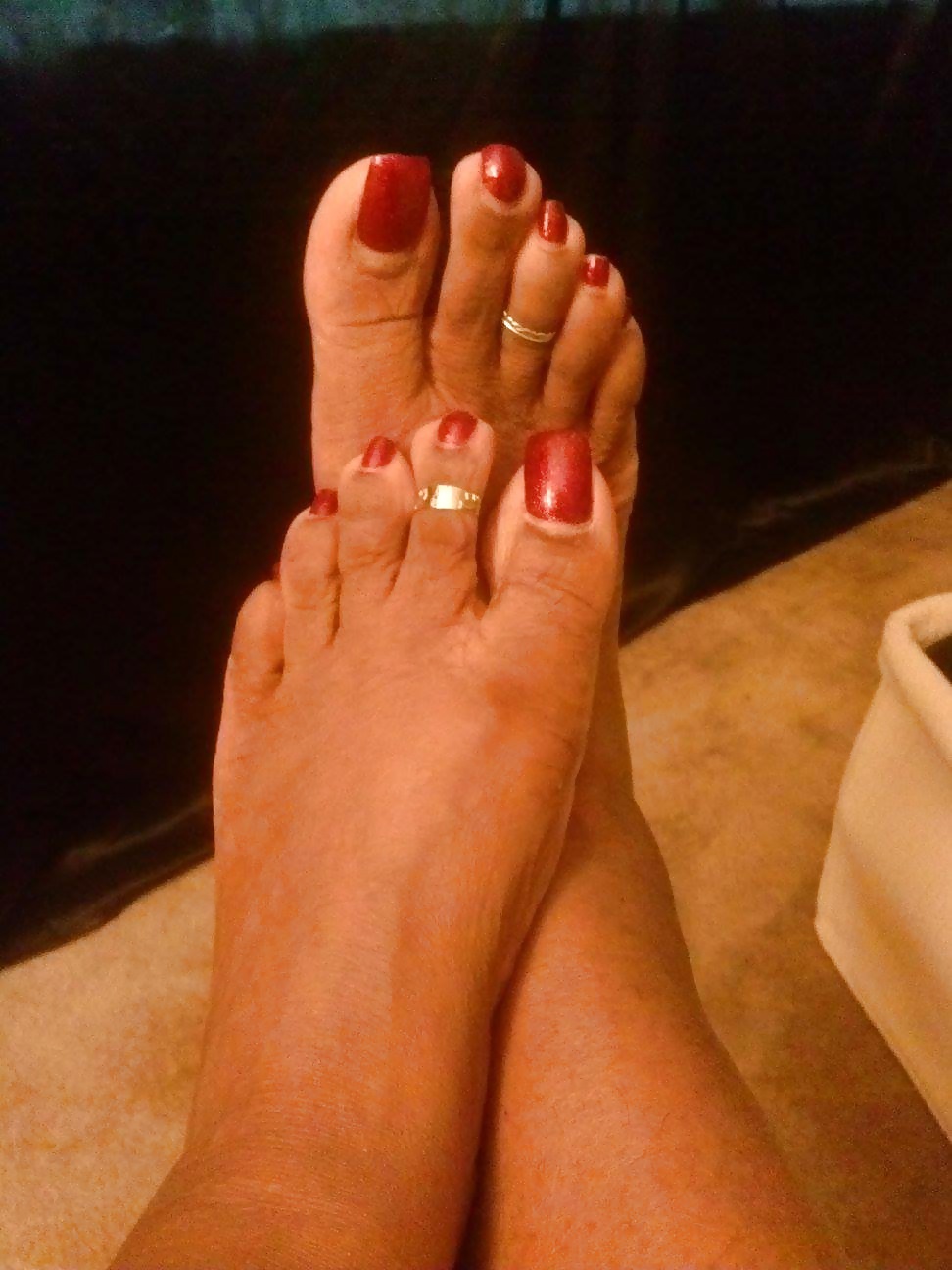 My friends sexy toes from Facebook  inbox me pictures. #34620311