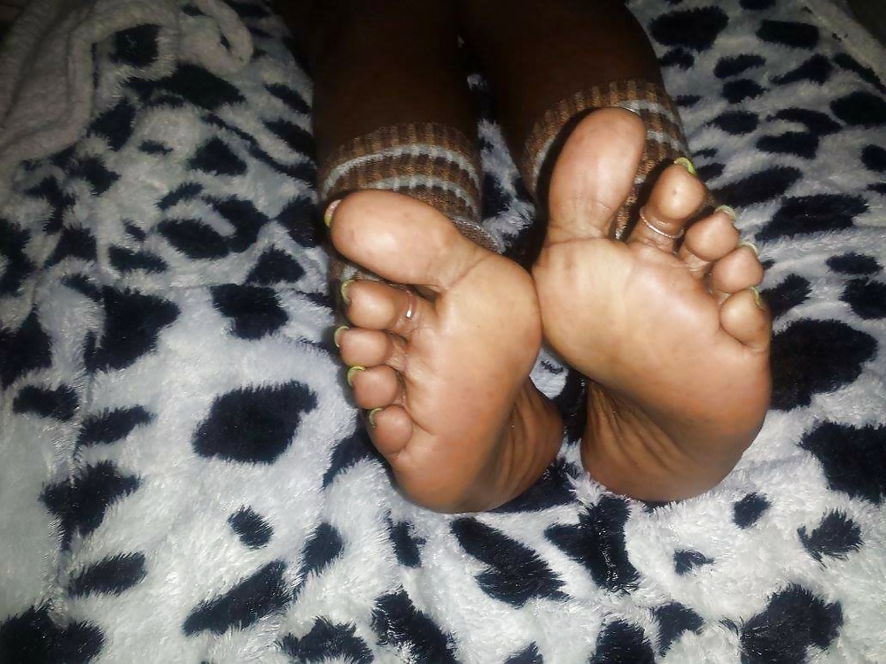 My friends sexy toes from Facebook  inbox me pictures. #34620562