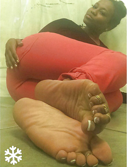 Ebony toes sexy feet sexy toes pretty feet pretty toes
 #25259720