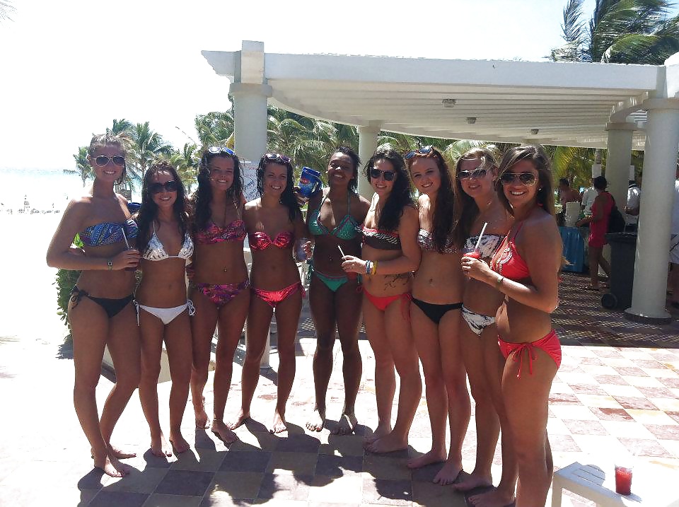 Facebook teen babes 10 bikini beach party
 #27526799