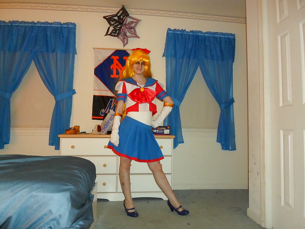 Sailor V cosplay #30640022