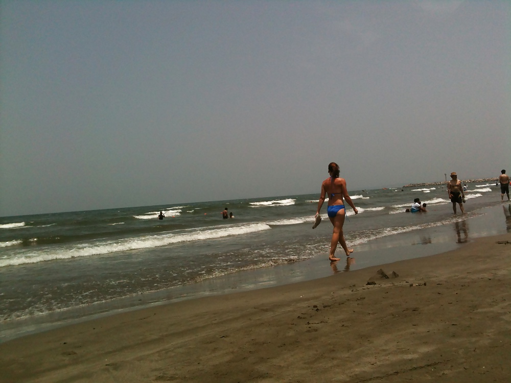 Candid NONPORN mom bikini beach #24252428
