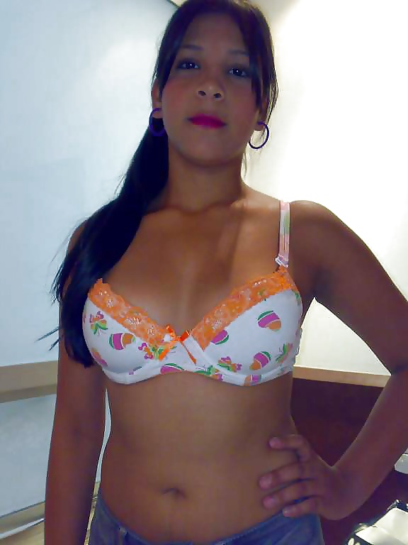 Colombian Whore #38770727