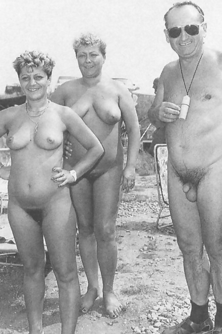 Groups Of Naked People - Vintage Edition - Vol. 9 #40861656