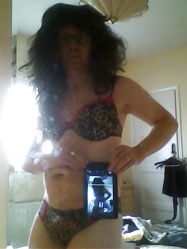 Yo vestida
 #34434154