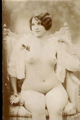 A Dozen extra Vintage Sirens #36331766
