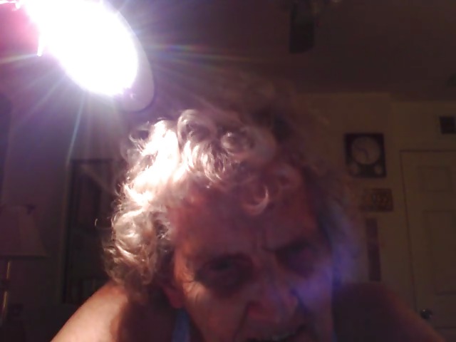 Granny from webcam #35959108