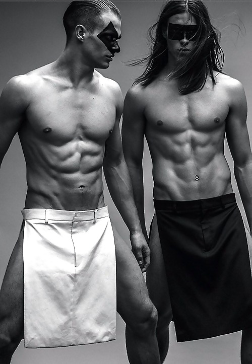 Belleza de pelo largo 6
 #22902817